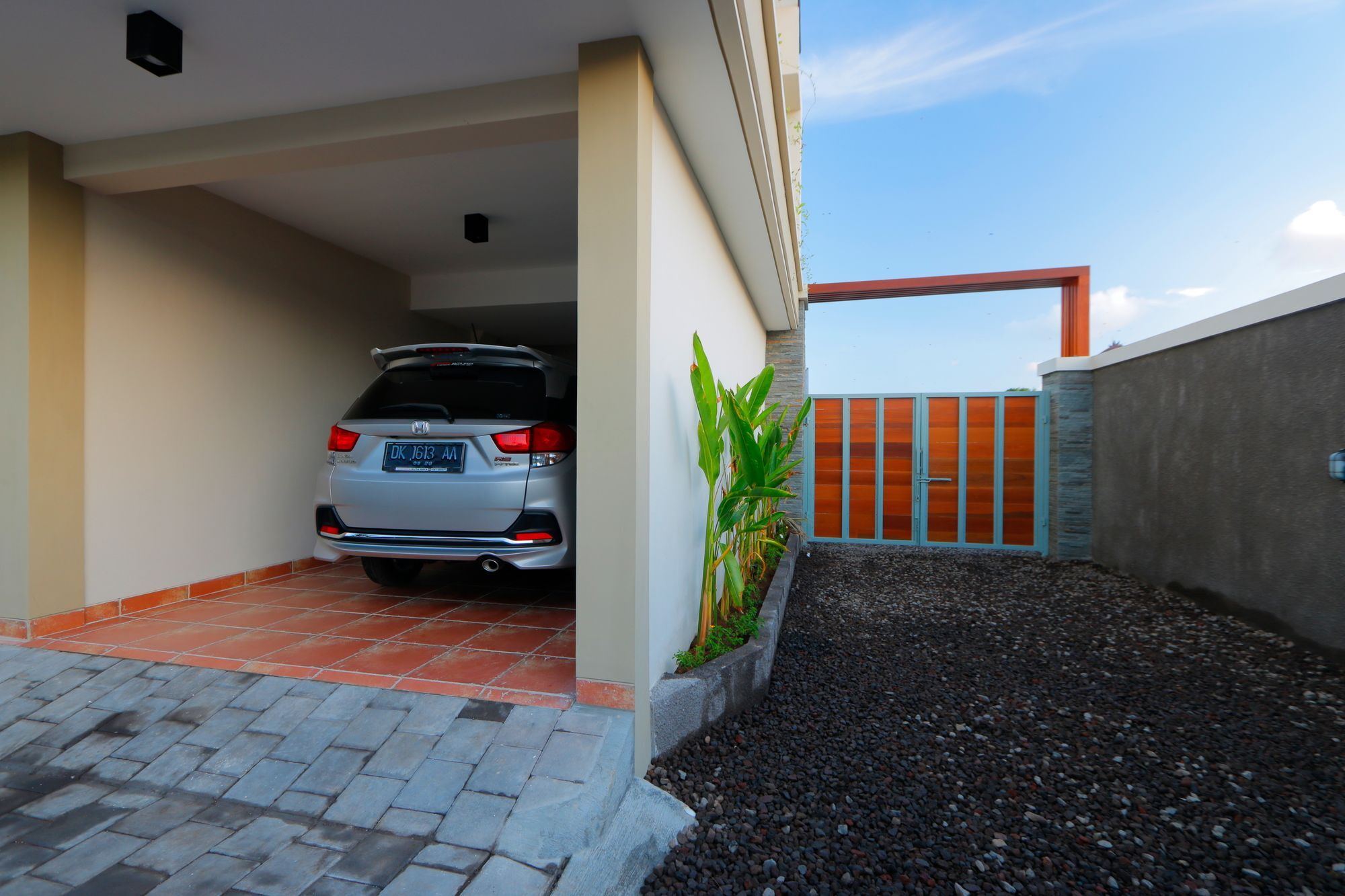 Iconic Bali Living Bed and Breakfast Denpasa Buitenkant foto